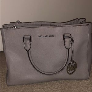 Michael kors hand bag